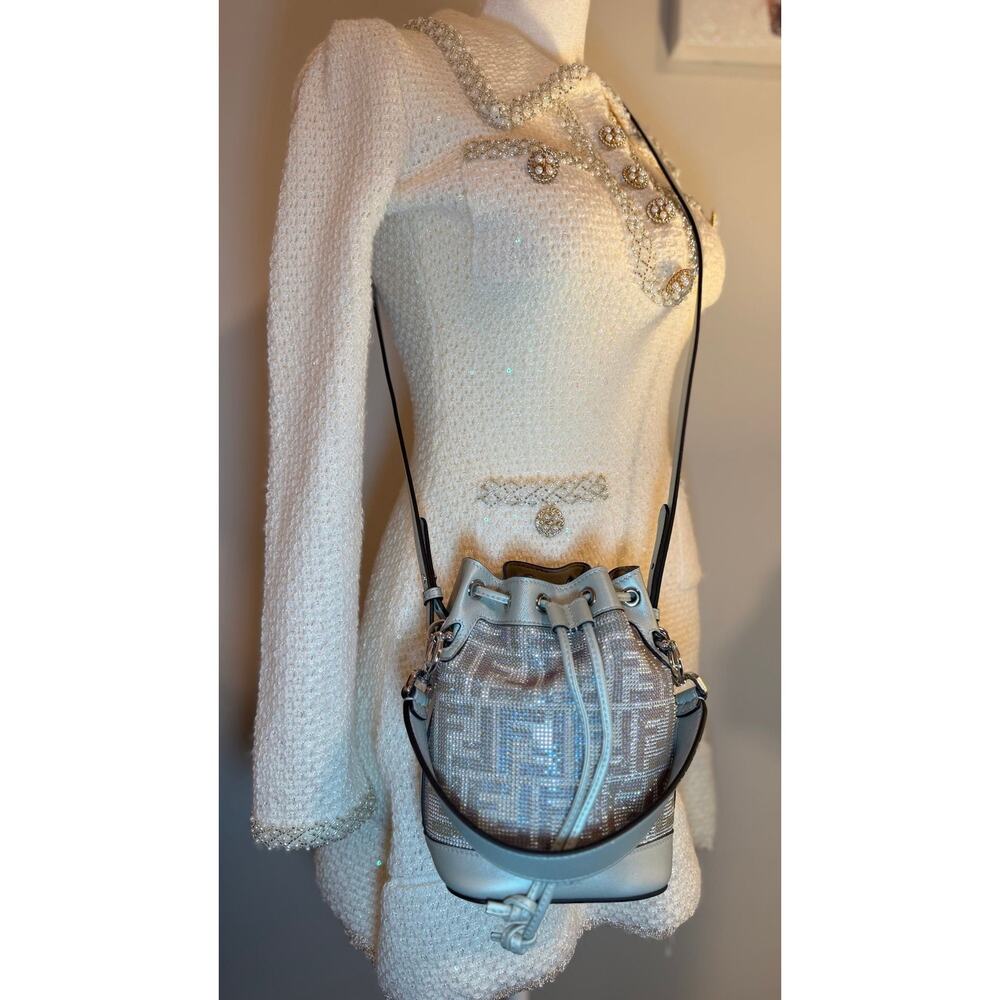 ๐ฉถSOLD๐ฉถ Fendi Mon Tresor Iridescent Crystals Crossbody Bag - Picture 2 of 6